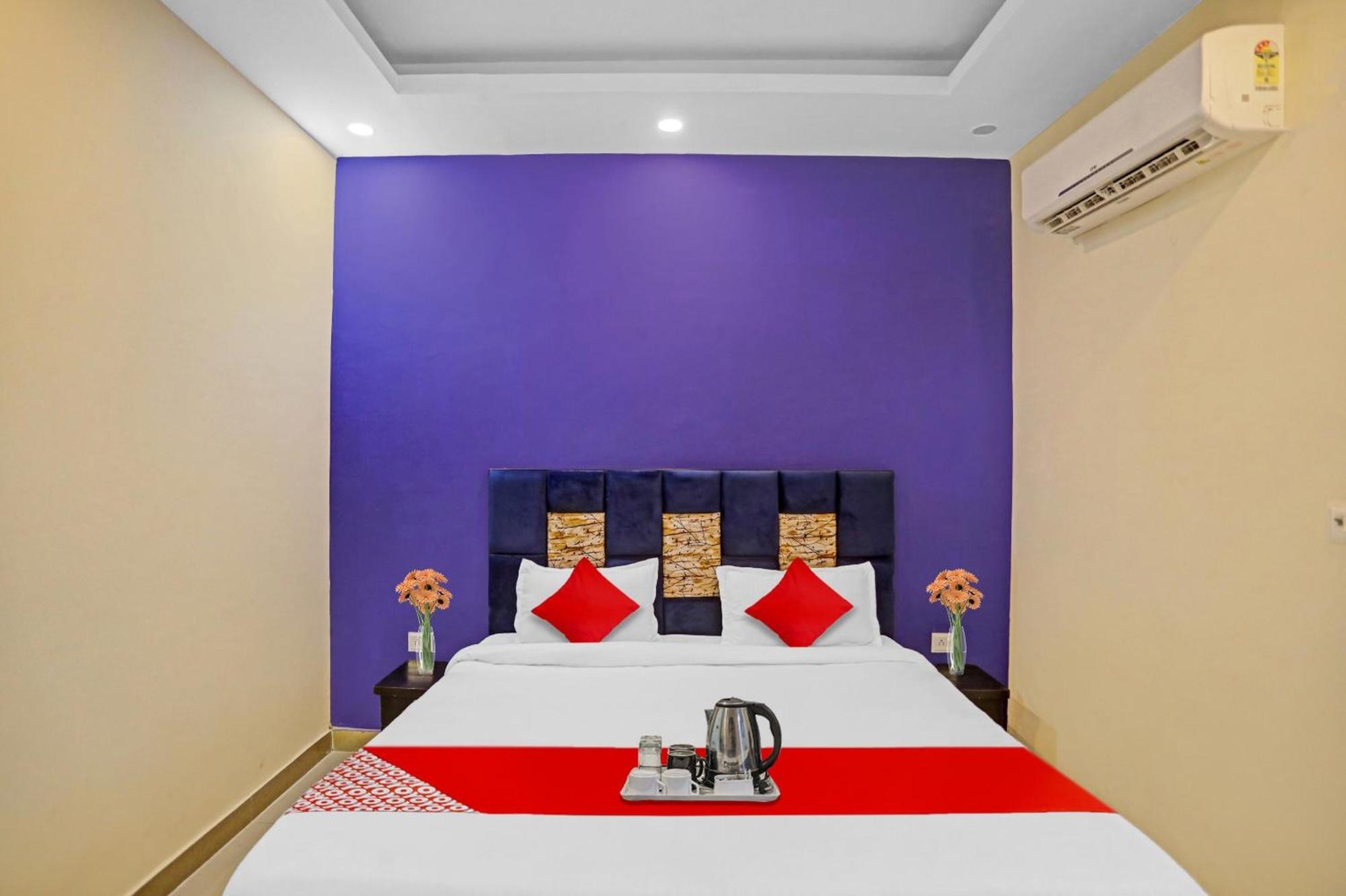 Flagship Grand Imperial Near Worlds Of Wonder Hotel Kalkaji Devi Exterior photo